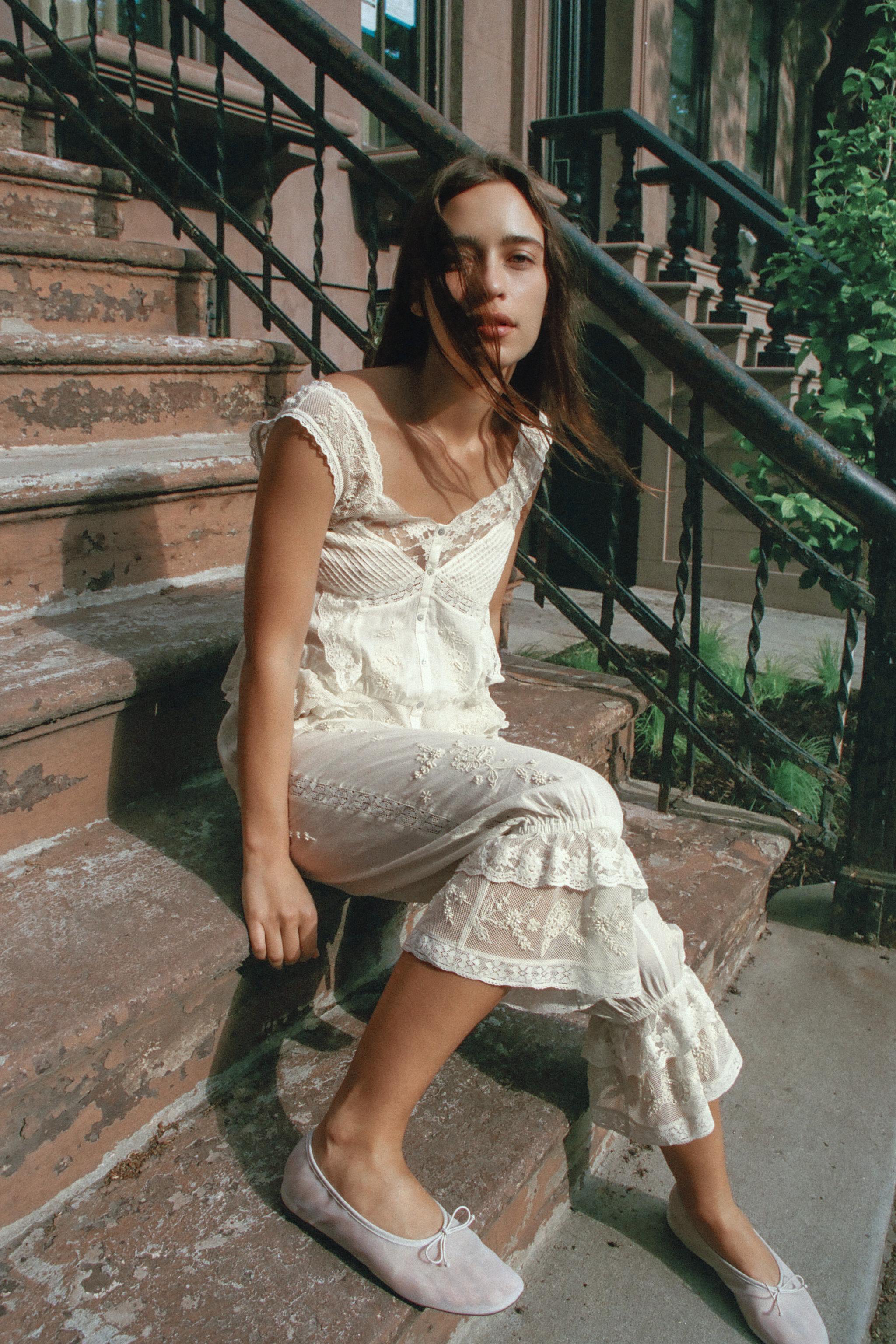 RUFFLED EMBROIDERED BEADED PANTS